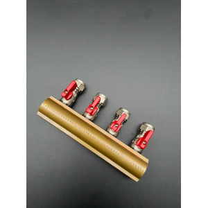 Messing verdeler / collector 4 uitgangen Rood met Bol afsluiters op Alpex 16 made in ITALY 10j GAR